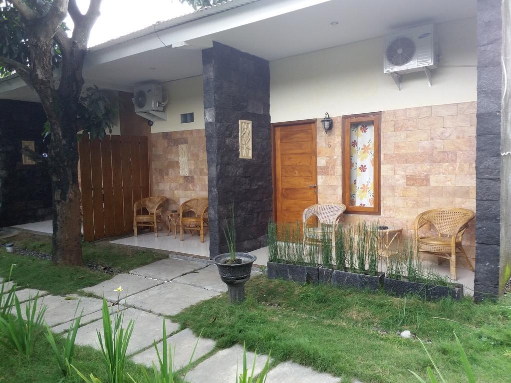 Beto Guesthouse Kalasan Exterior photo
